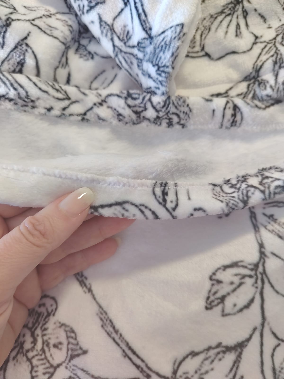 Beautiful Christian Art Gifts. Faith Blanket close up details