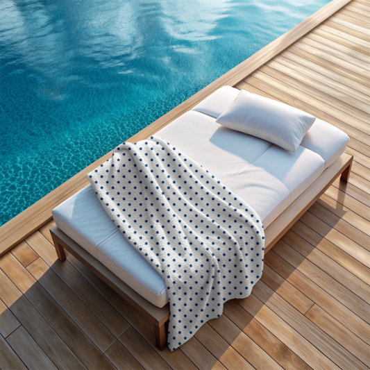 Blue polka dot coral fleece blanket