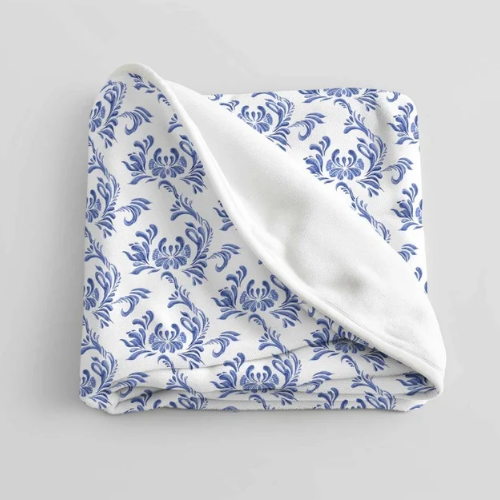 Blue Elegance Chinoiserie Fleece Blanket